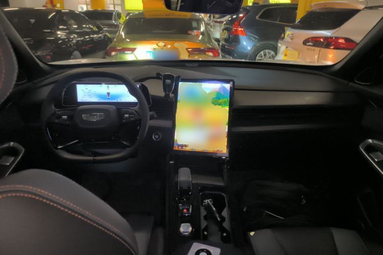 Used Geely Auto Emgrand X7 Sport 2023 Boyue COOL 1.5TD Smart Connect+ Center Console