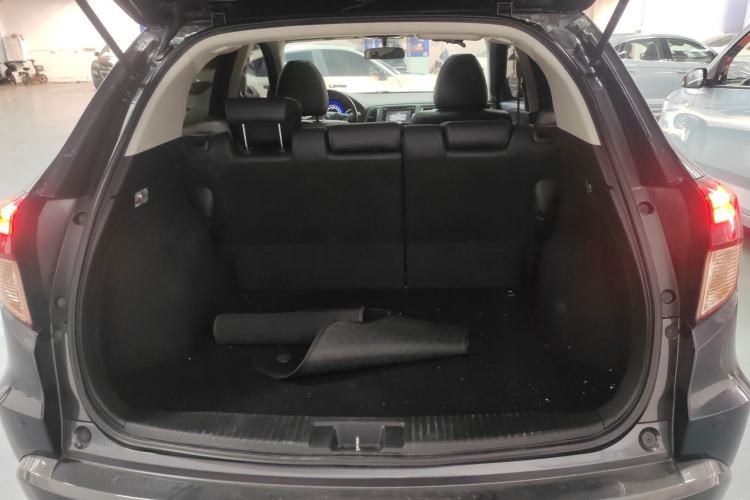 Used Honda Vezel 2015 1.8L CVT Four-Wheel Drive Flagship Model