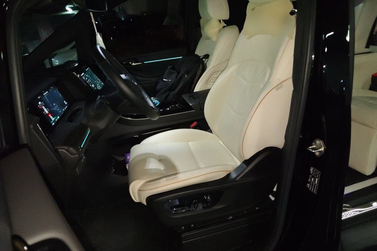 Used GAC Trumpchi M8 2023 Zongshi Series Dual-Motor Flagship Edition
