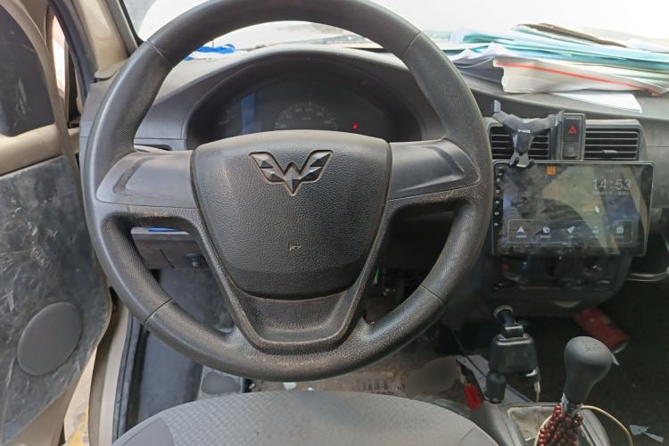 Used Wuling Rongguang 2019 1.5L Extended-Body Van Base Model with 5 Seats
