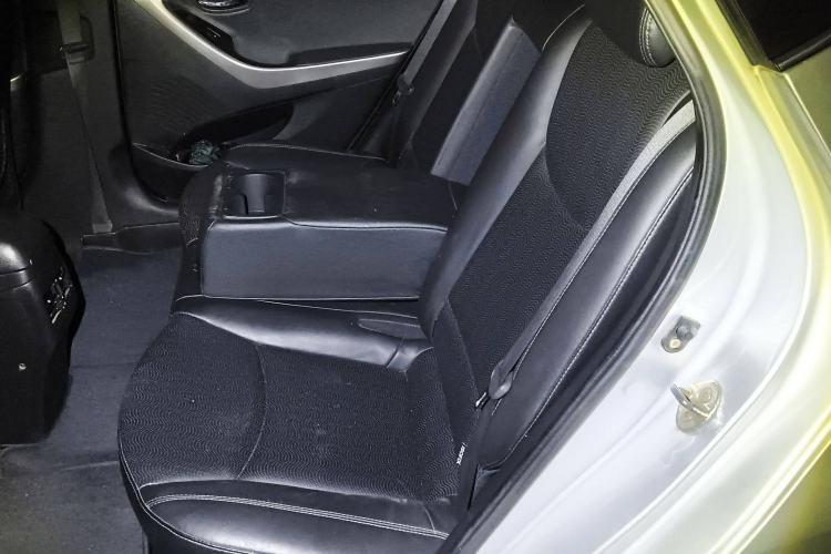 Used Hyundai Elantra (5th Generation / Langdong) 2012 1.6L Automatic Prestige Model
