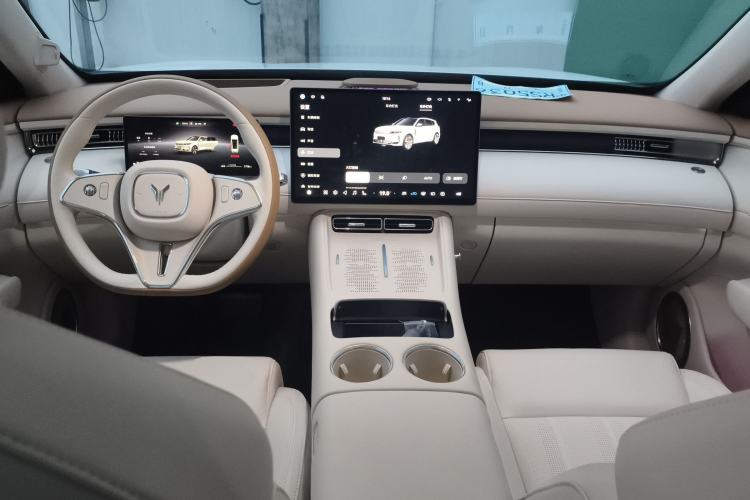 Used VOYAH FREE 2025 Model FREE+ Rear-Drive Qiankun Edition Center Console