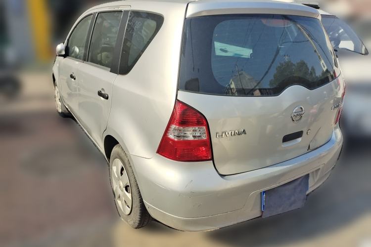 Used Nissan Livina 2010 Jingyue Edition 1.6L Manual All-Around Model
