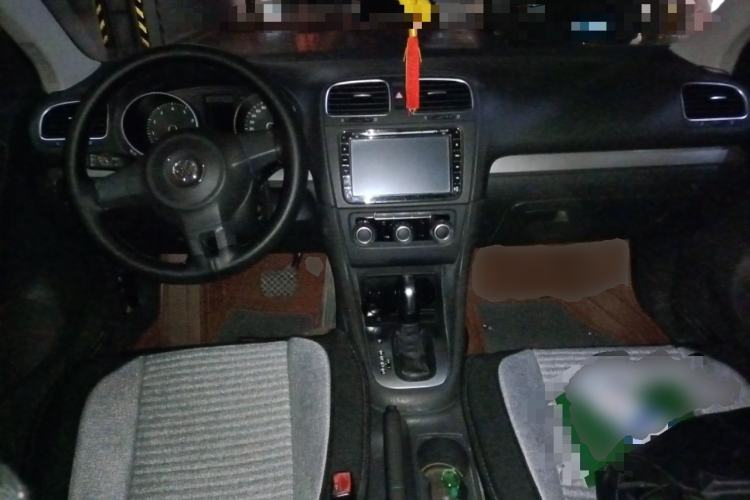 Used Volkswagen Golf 2012 1.6L Automatic Fashion Model