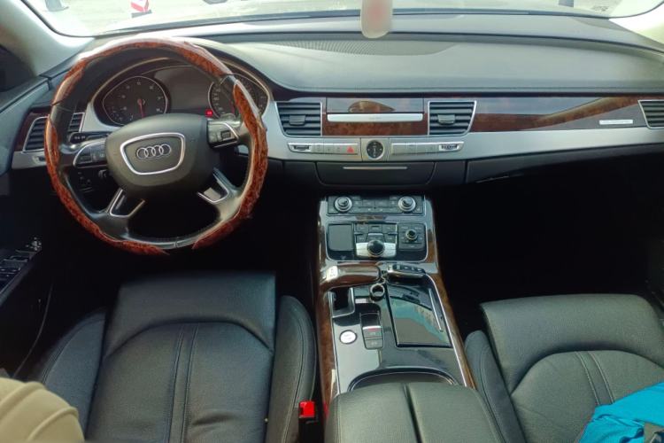 Used Audi A8 2017 A8L 45 TFSI quattro Comfort model
