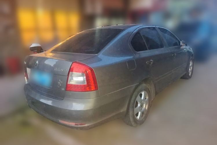 Used Skoda Octavia 2012 1.6L Manual Eado Edition Rear Right 45 Deg