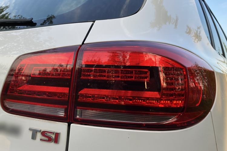 Used Volkswagen Tiguan L 2015 1.8TSI Automatic Two-Wheel Drive Luxury Model