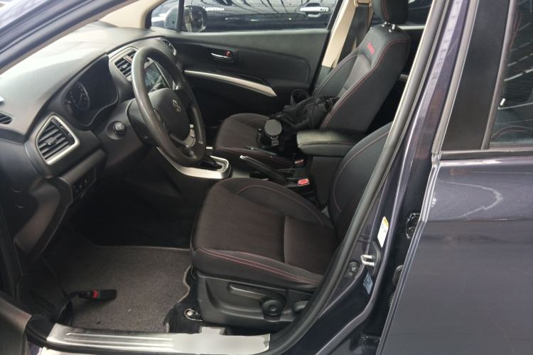 Used Suzuki S-Cross 2014 1.6L CVT Two-Wheel Drive Entry Model