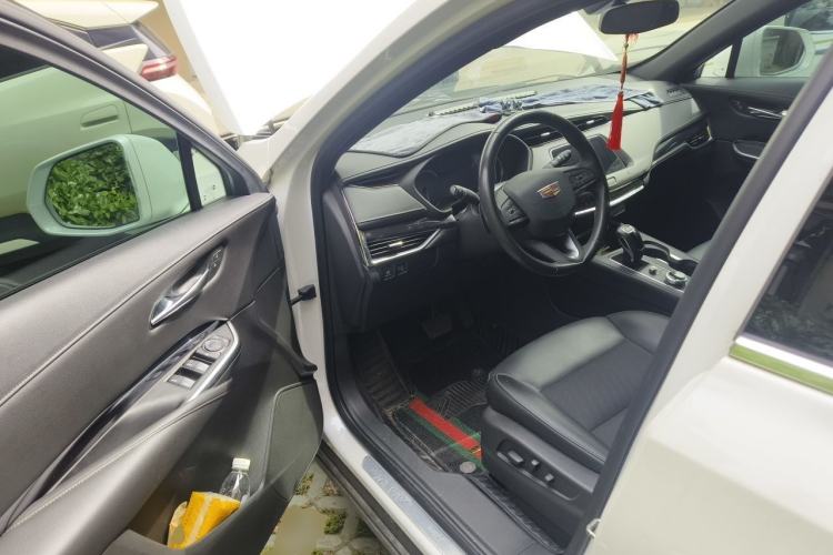 Used Cadillac XT4 2018 28T Two-Wheel Drive Tech Version
