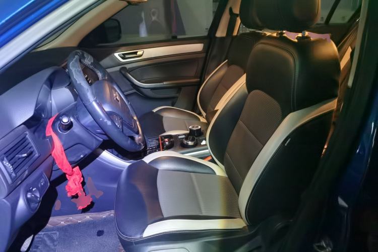 Used Qoros 5 2017 1.6T Automatic Prestige Model Left Front Seat