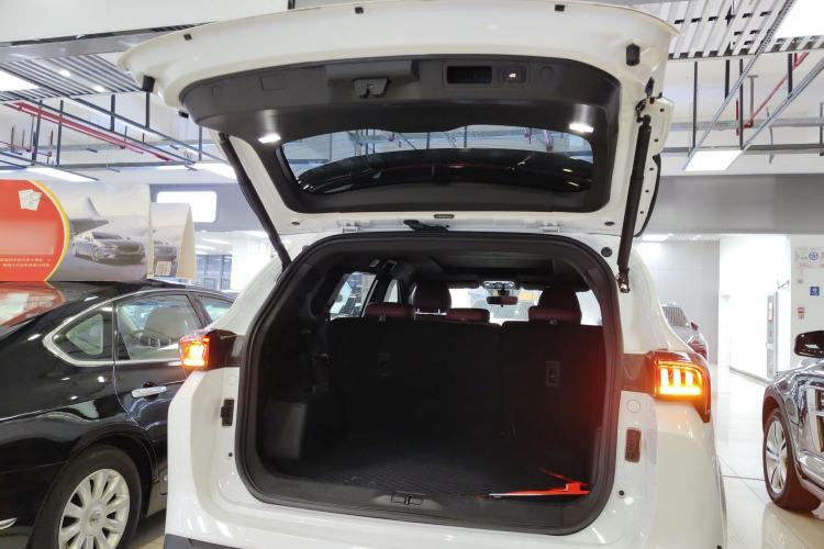 Used JETOUR X70 PLUS 2025 1.5T Luxury Dynamic Edition 5 Seats
