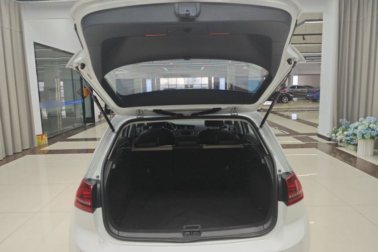 Used Volkswagen Golf 2017 230TSI Automatic Luxury Million-Vehicle Commemorative Edition