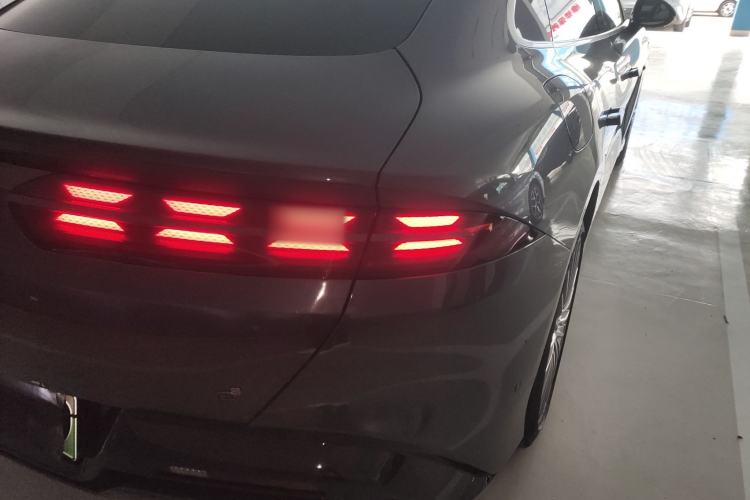 Used Denza Z9 2024 1100 km All-Wheel-Drive Ultra Version