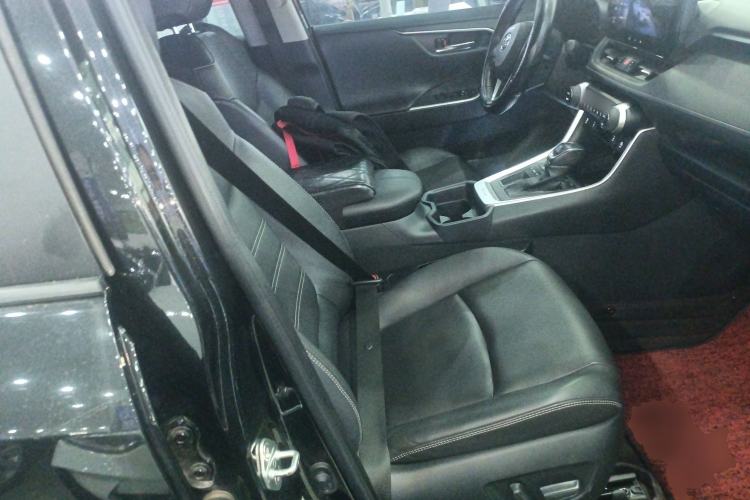 Used Toyota RAV4 2023 2.0L CVT Two-Wheel Drive Fashion Plus Edition