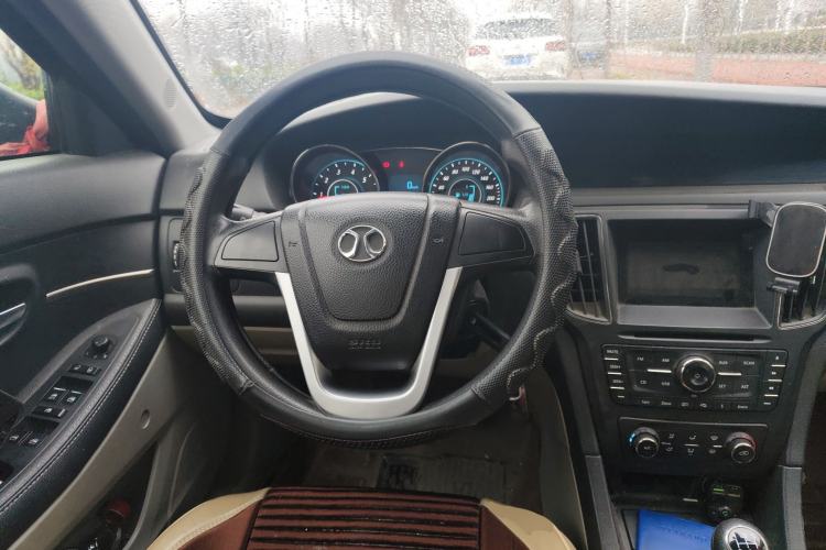 Used BAIC Senova D50 2014 1.5L manual standard version