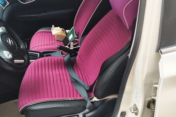 Used Nissan Sylphy 2019 1.6XV CVT Smart Connect Luxury Edition China VI Standard Left Front Seat