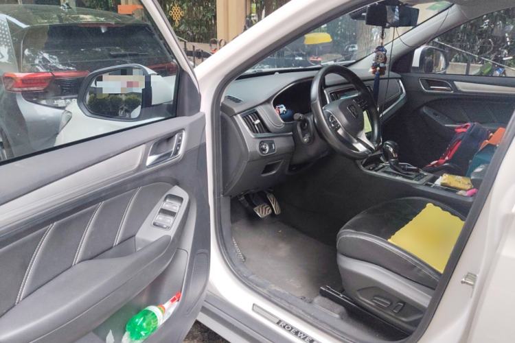 Used Roewe RX5 New Energy 2017 eRX5 50T Hybrid Connected Prestige Flagship Edition
