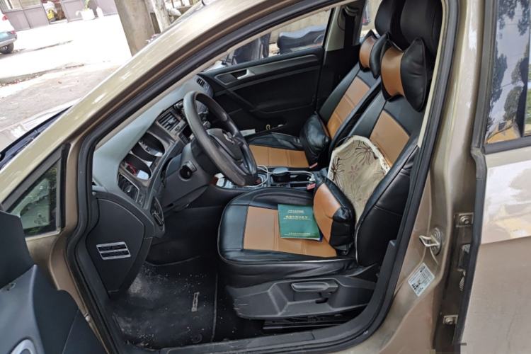 Used Volkswagen Golf 2015 1.6L Automatic Fashion Model