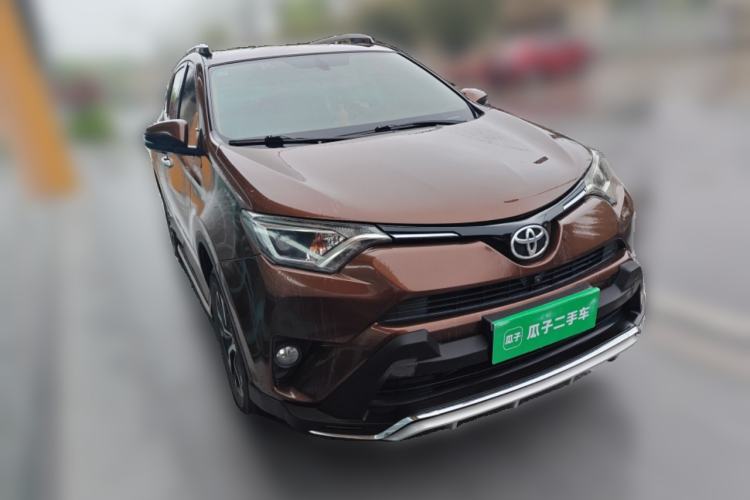 Used Toyota RAV4 2016 2.0L CVT Two-Wheel Drive Fashion Edition China V Standard