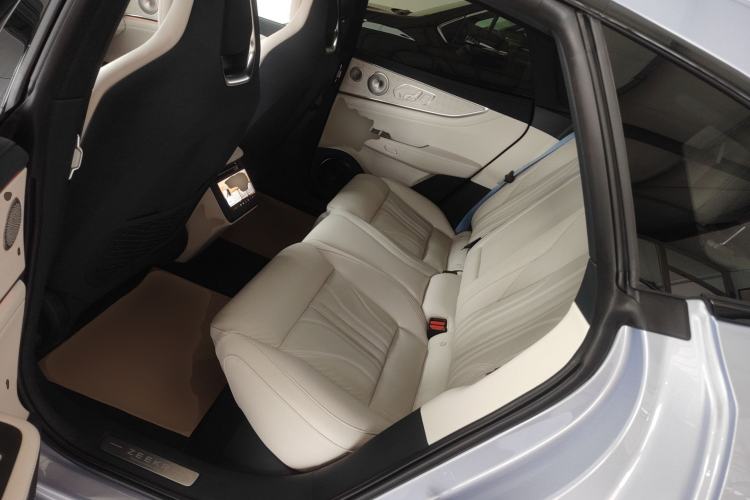 Used Zeekr 001 2026 95° All-Wheel-Drive Max Edition Left Rear Seat