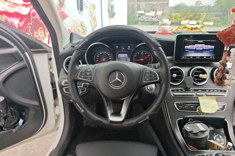 Used Mercedes-Benz C-Class 2017 Facelift C 200 L Sport Edition Steering Wheel