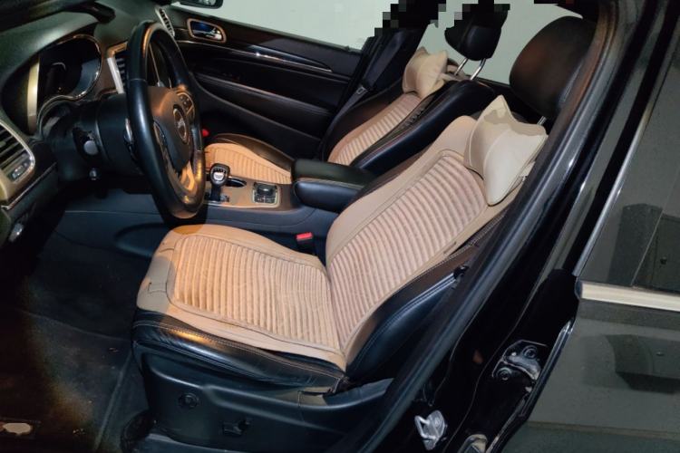 Used Jeep Grand Cherokee 2014 3.6L Elite Navigation Edition Left Front Seat