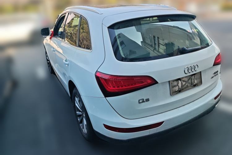 Used Audi Q5 2013 40 TFSI Technology Edition Rear Left 45 Deg