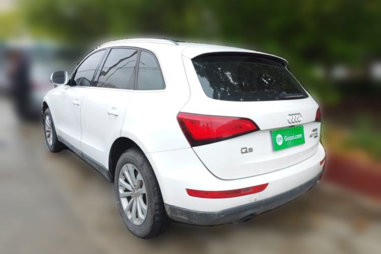 Used Audi Q5 2015 40 TFSI Technology Edition Rear Left 45 Deg