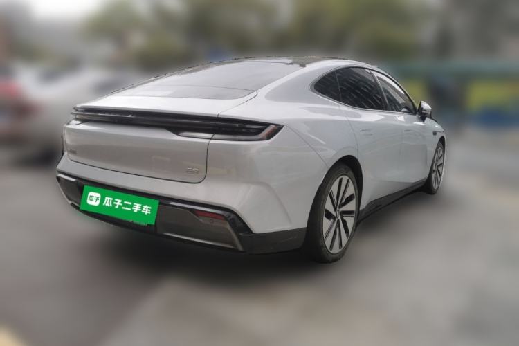 Used Geely Galaxy E8 2024 665 km Range Rear-Drive Starship Long-Range Version