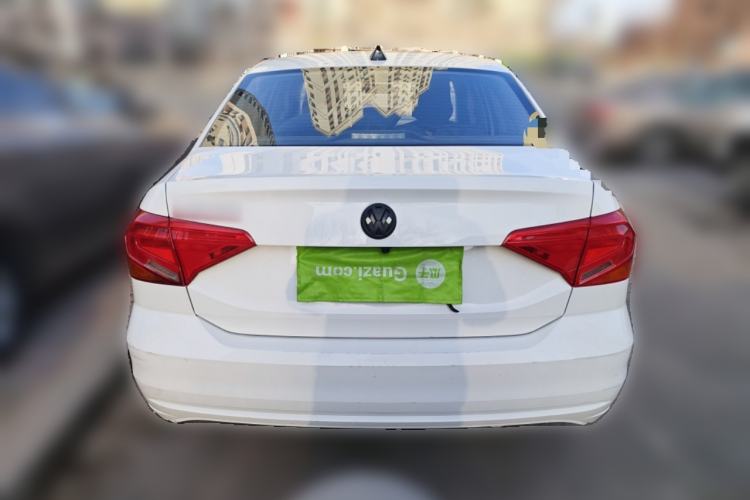 Used Volkswagen Jetta 2017 1.5L Manual Fashion Edition