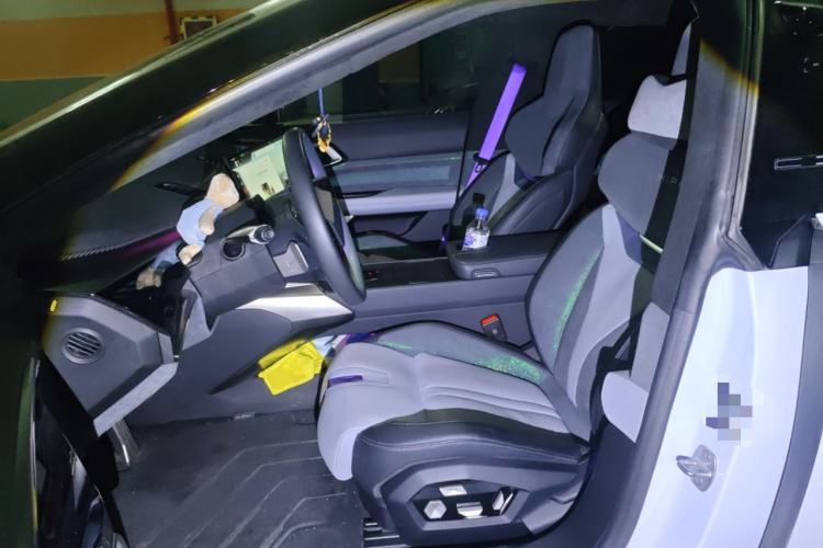 Used HiPhi Z 2023 Four-Seat Version Left Front Seat