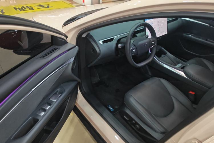 Used XPeng MONA M03 2025 600 with Ultra-Long Range Max Driver Seat