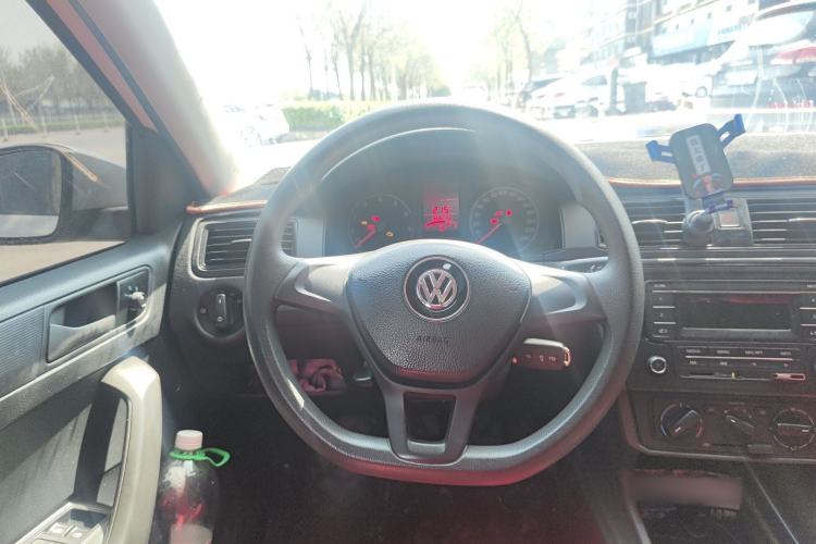 Used Volkswagen Santana 2019 1.5L Manual Fashion Edition China VI Standard Steering Wheel