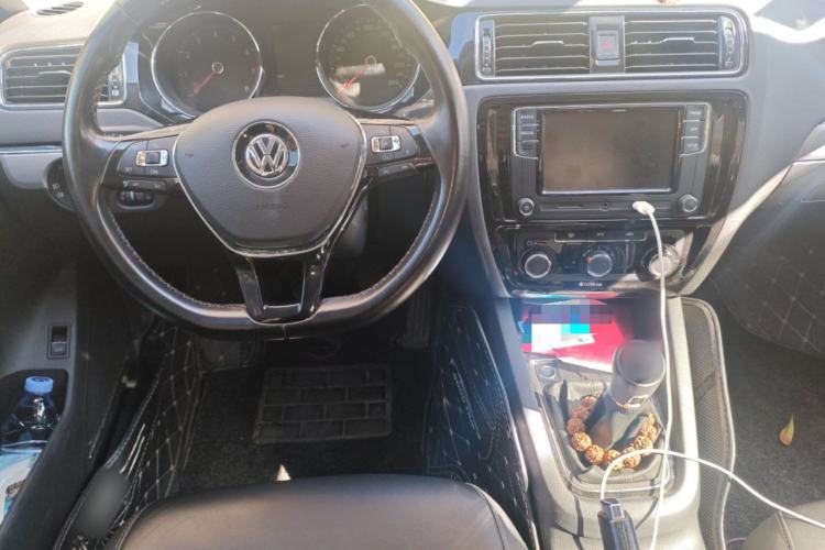 Used Volkswagen Sagitar 2018 1.6L Manual Comfort Model
