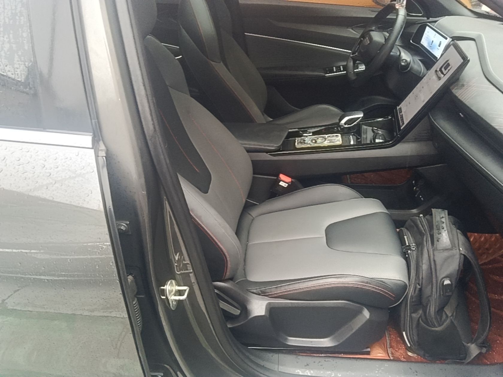 Geely Auto Emgrand X7 Sport 2023 Boyue COOL 1.5TD Smart Model — снимка 19