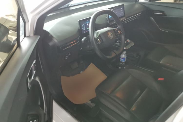 Used MG 4 EV 2022 425 km Luxury Edition
