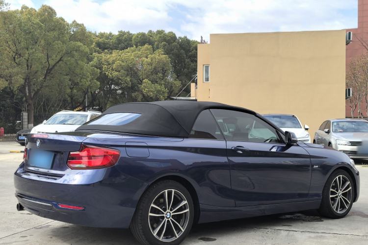 Used BMW 2 Series 2018 220i Convertible Coupe Sports Design Package