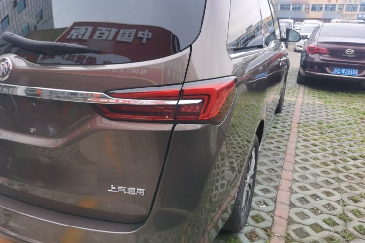 Used Buick GL8 2023 Land Executive Class 652T Luxury Model Exterior 3