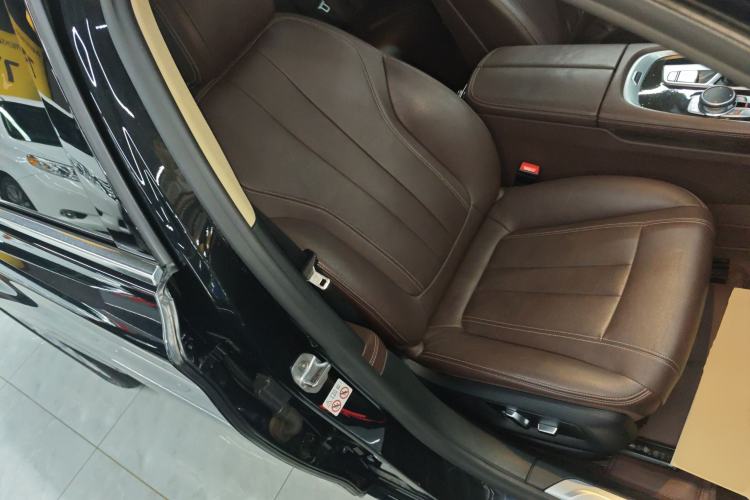 Used BMW 7 Series 2018 730Li Leading Model Excellence Package
