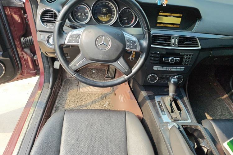 Used Mercedes-Benz C-Class 2010 C 180K Classic model Steering Wheel