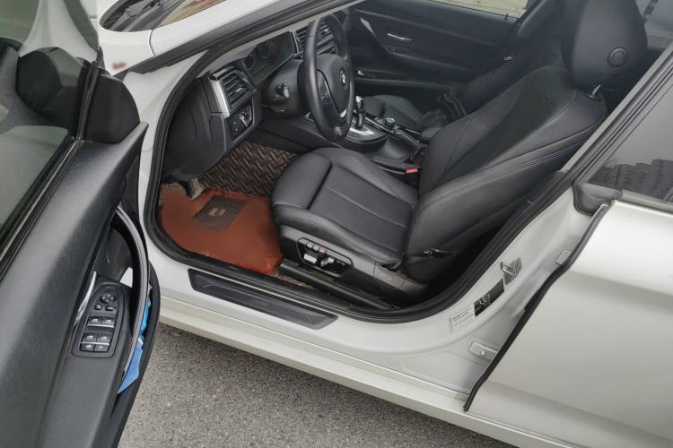 Used BMW 3 Series GT 2017 320i Sport Edition
