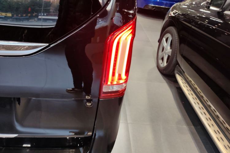 Used Mercedes-Benz V-Class 2021 V 260 Prestige Edition
