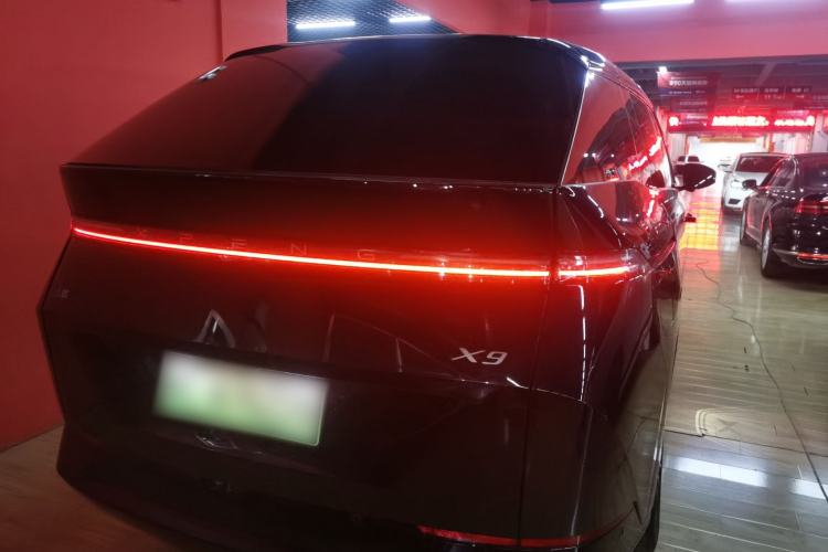 Used XPeng X9 2025 740 Ultra-Long Range Max Rear