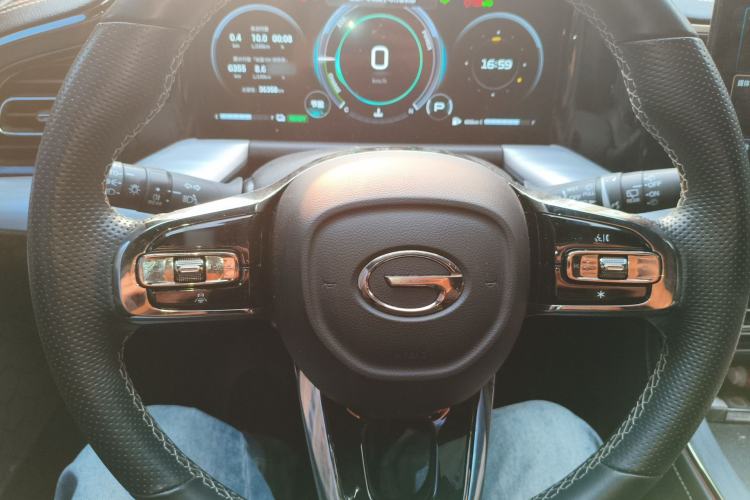 Used GAC Trumpchi GS8 2022 Double-Energy Series 2.0TM Four-Wheel Drive Premium Edition (7 Seats) Steering Wheel