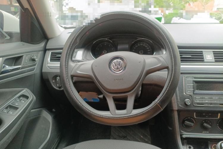 Used Volkswagen Bora 2016 1.6L Manual Fashion Edition
