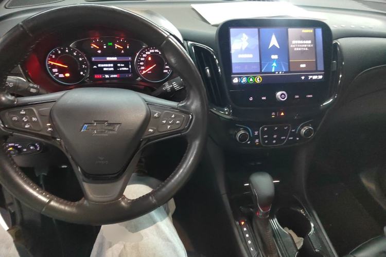 Used Chevrolet Equinox 2023 Mild Hybrid 2.0T RS Smart Boundary-Pushing Edition