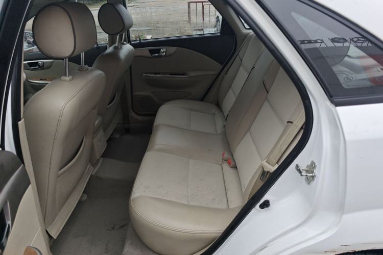 Used Buick Excelle 2015 1.5L Automatic Classic Model Left Rear Seat