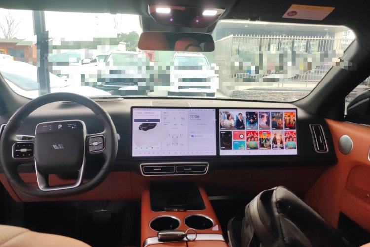 Used Li Auto L8 2023 Pro Model Center Console