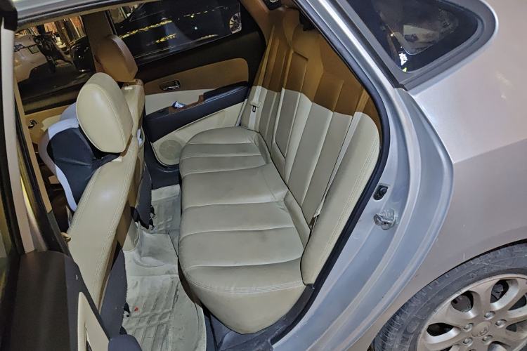 Used Hyundai Celesta 2010 1.6L AT GLS Left Rear Seat