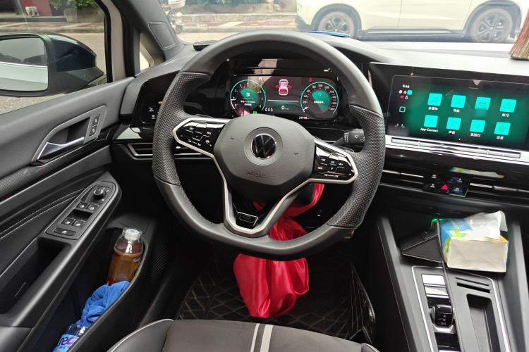 Used Volkswagen Golf 2024 280TSI DSG R-Line 50th Anniversary Edition
